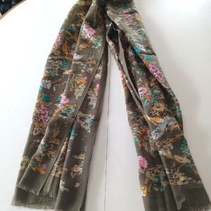 Women's Scarf